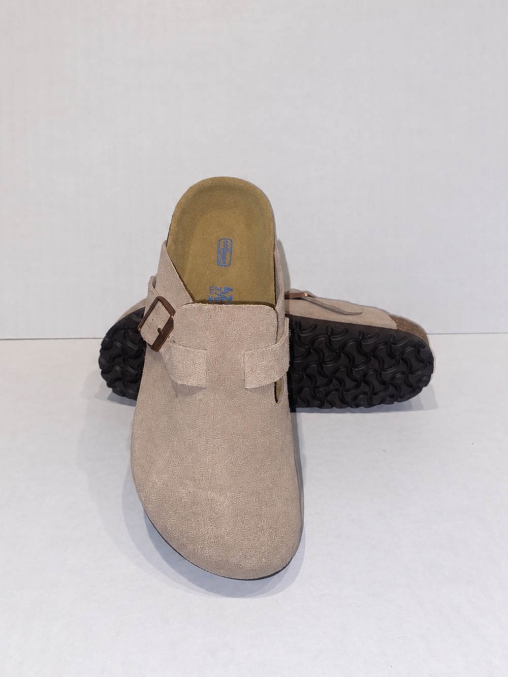 Birkenstock Suede Clogs Soft Footbed with Cooper Buckles Taupe EU 42 L11 M9